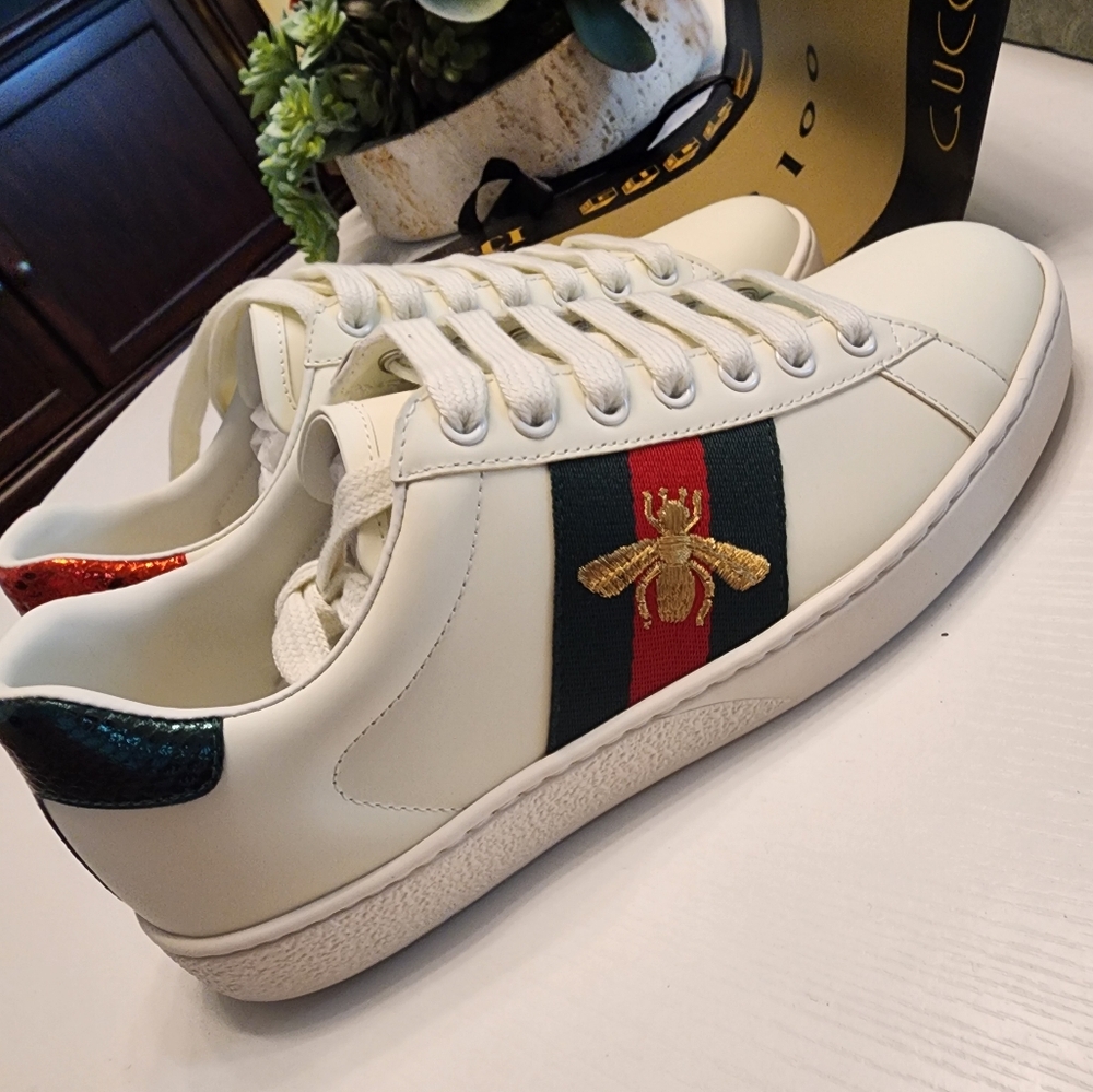 Gucci sneakers. Size 40